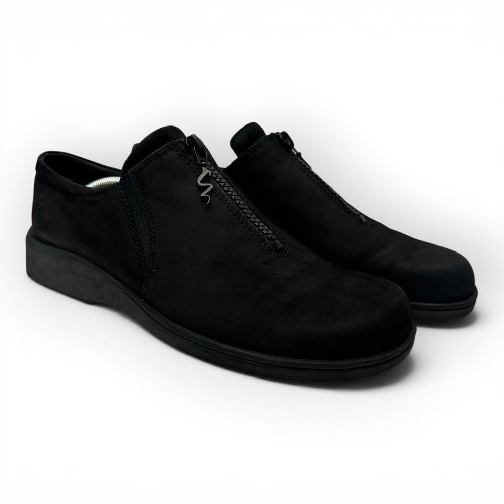 Ecco Black Nubuck Leather Zip Front Slip On Shoes Comfort Sz 40 US 9 Minimalist